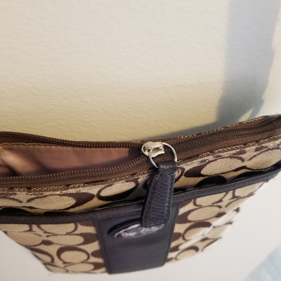 Coach Crossbody Bag - Picture 6 of 7